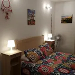 El Casa Checa 4 *